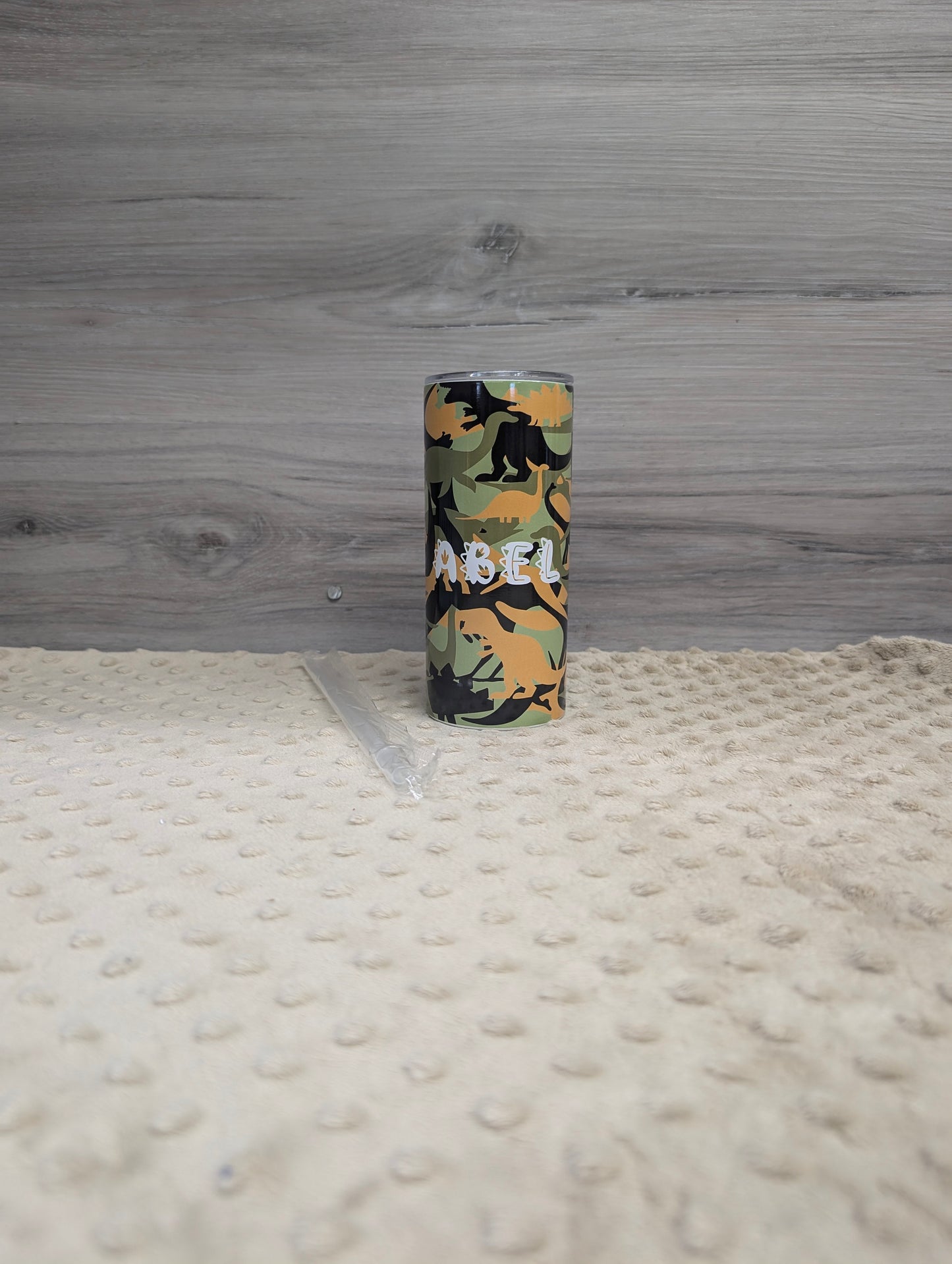 Personalized Camouflage Dinosaur Tumbler – Custom Name Kid’s Cup