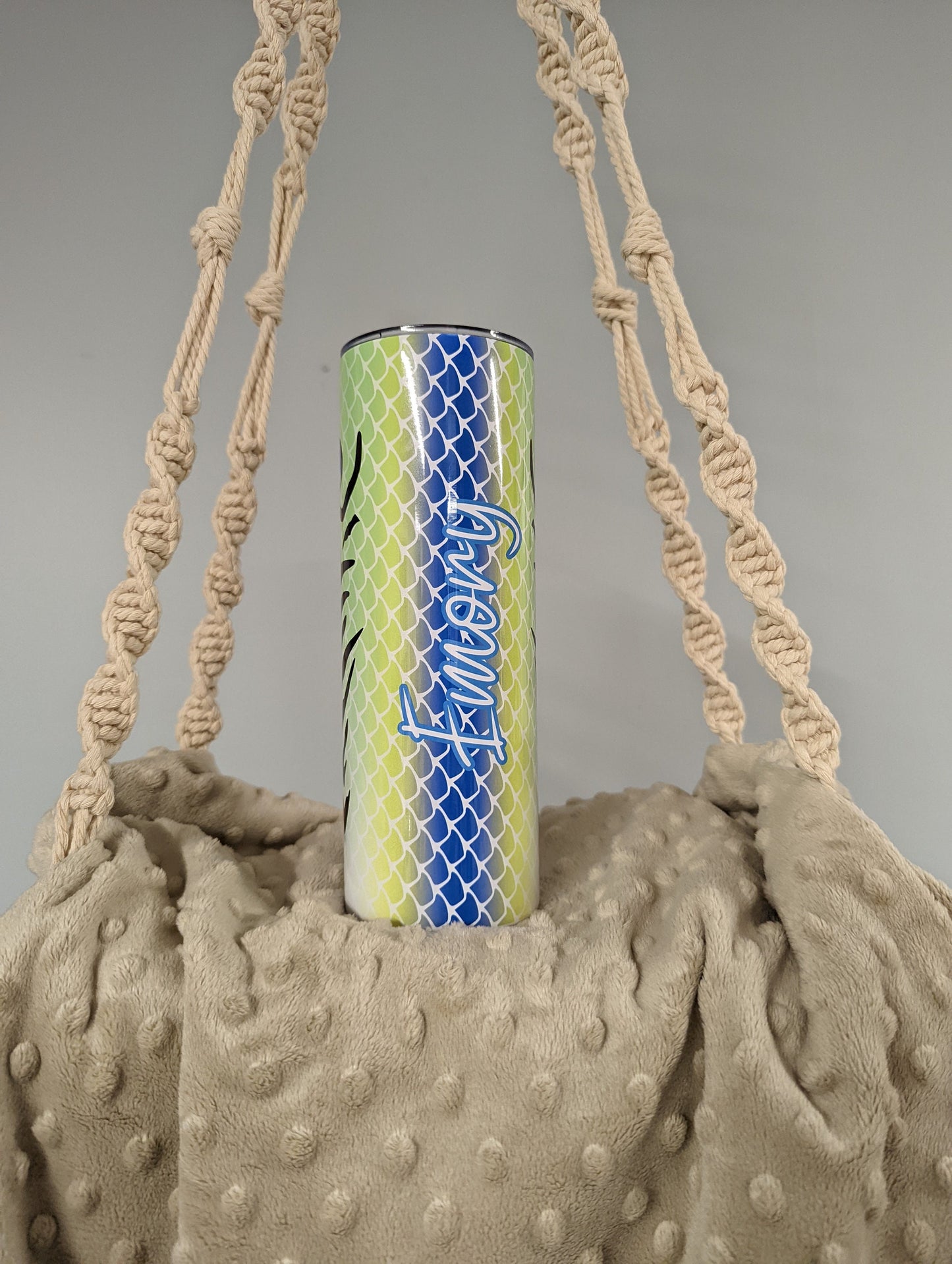 Fish Scale Tumbler – Lure-Inspired Green Gradient with Eye and Scale Detail