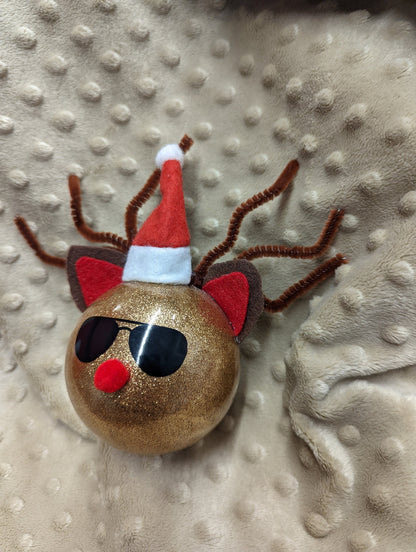 GLASS Reindeer Ornament